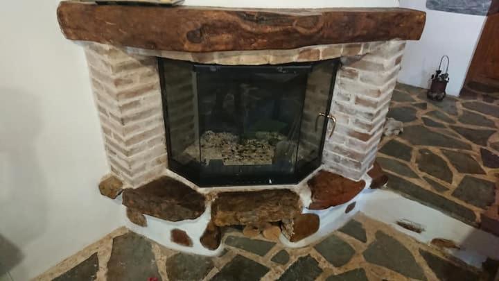 Agia  Afrodite'S House-Restaurated Oil Factory מראה חיצוני תמונה